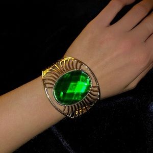 Bewitching bracelet💚💎